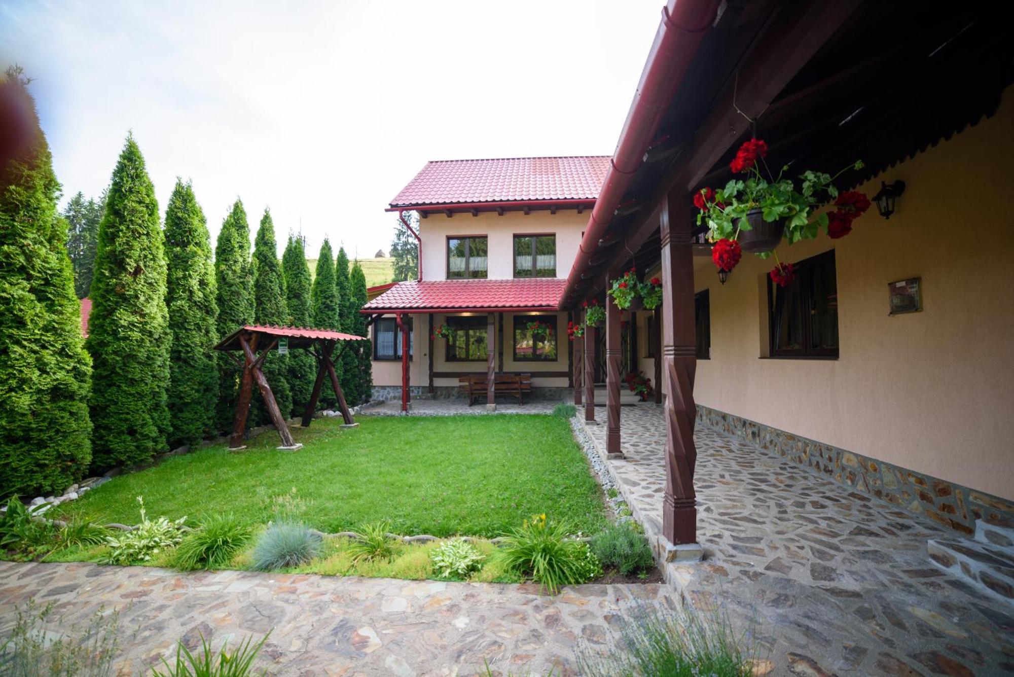 Casa Alina Villa Arieşeni Екстериор снимка